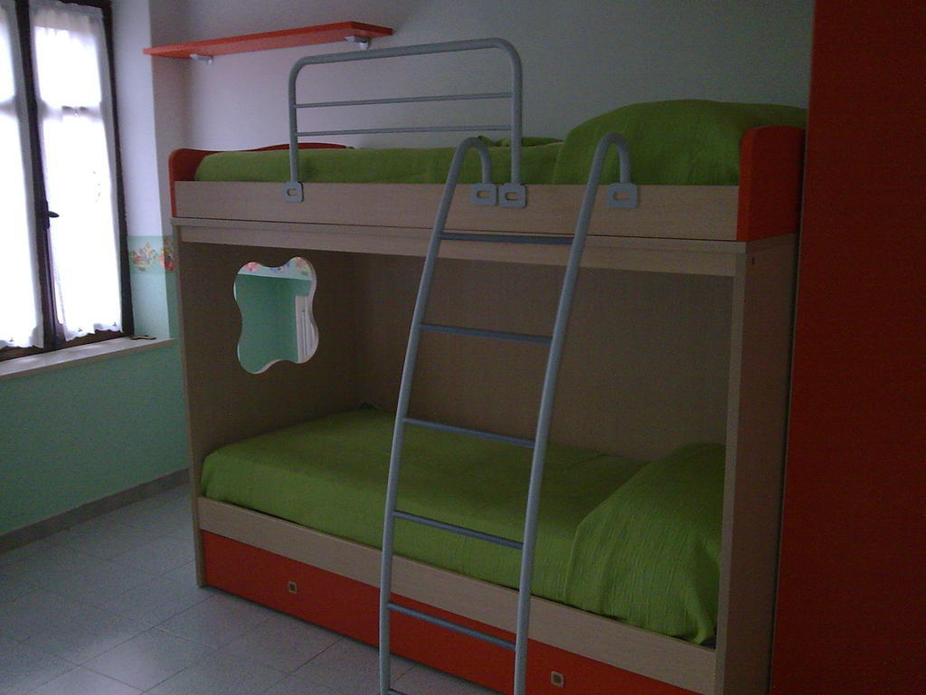 הוילה Casa Dei Ciliegi CastellʼAlfero חדר תמונה